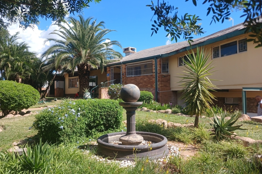 To Let commercial Property for Rent in West End Northern Cape
